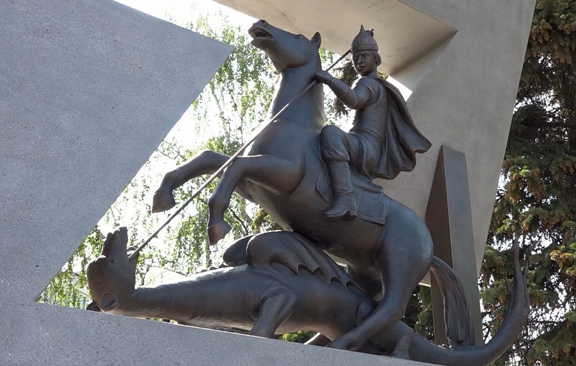 В Пензе торжественно открыли памятный знак, посвященный участникам СВО